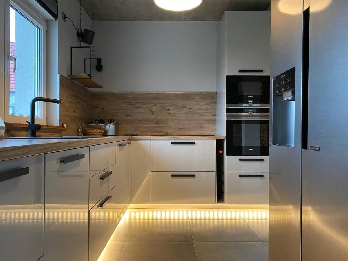 Apartment Private Im Haus In Heinersdorf *