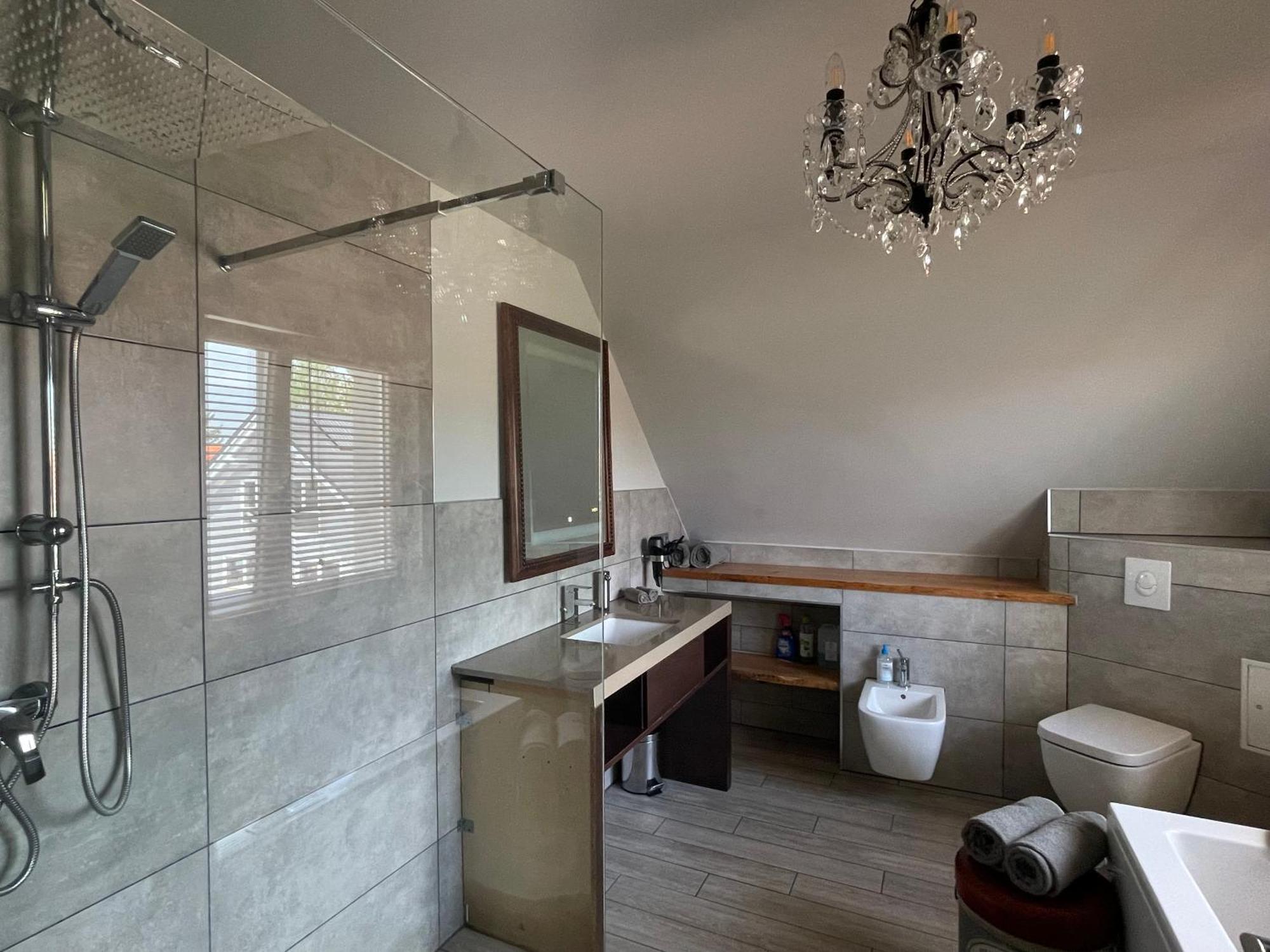 Apartment Private Im Haus In Heinersdorf